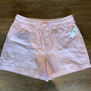 Light pink cotton shorts